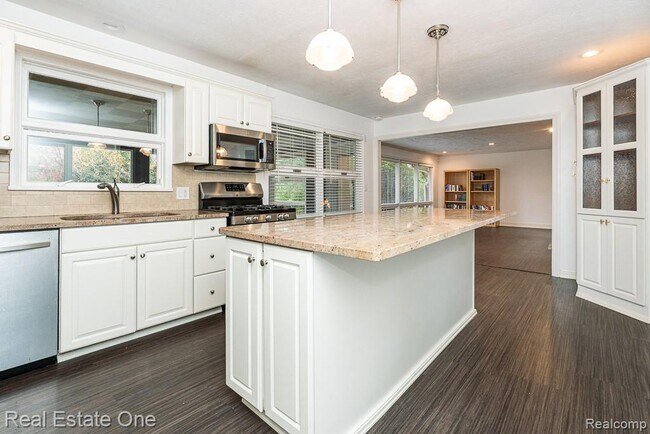 Building Photo - 509 Walbridge Dr