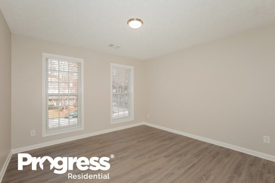 Building Photo - 3511 Kittery Dr SW