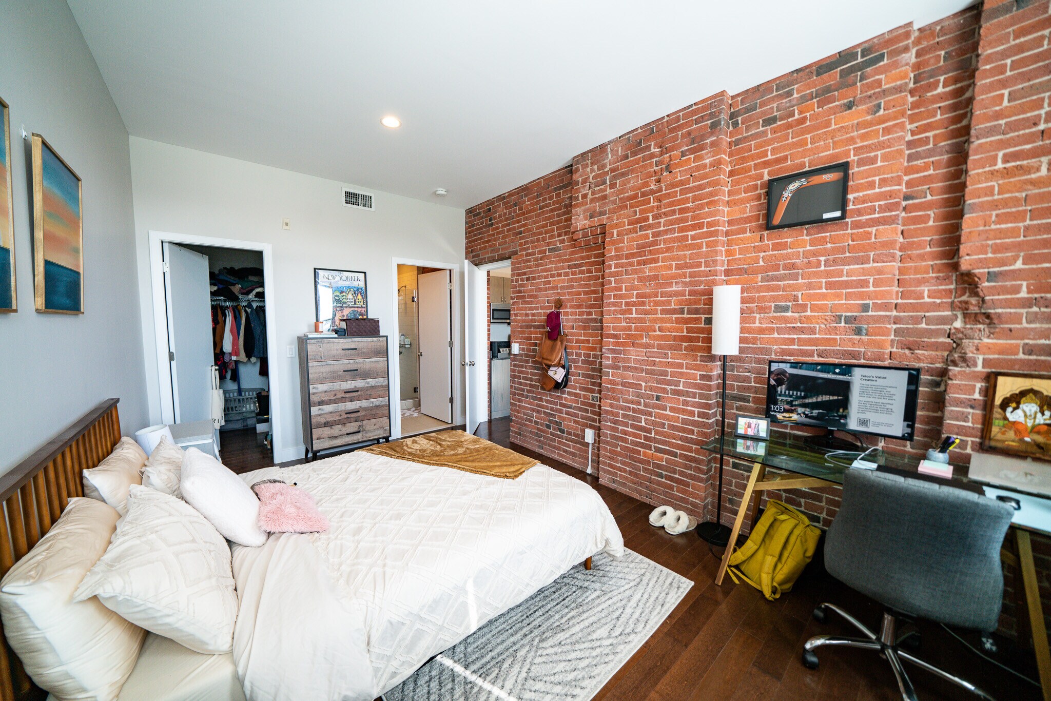Building Photo - 460 Harrison Ave