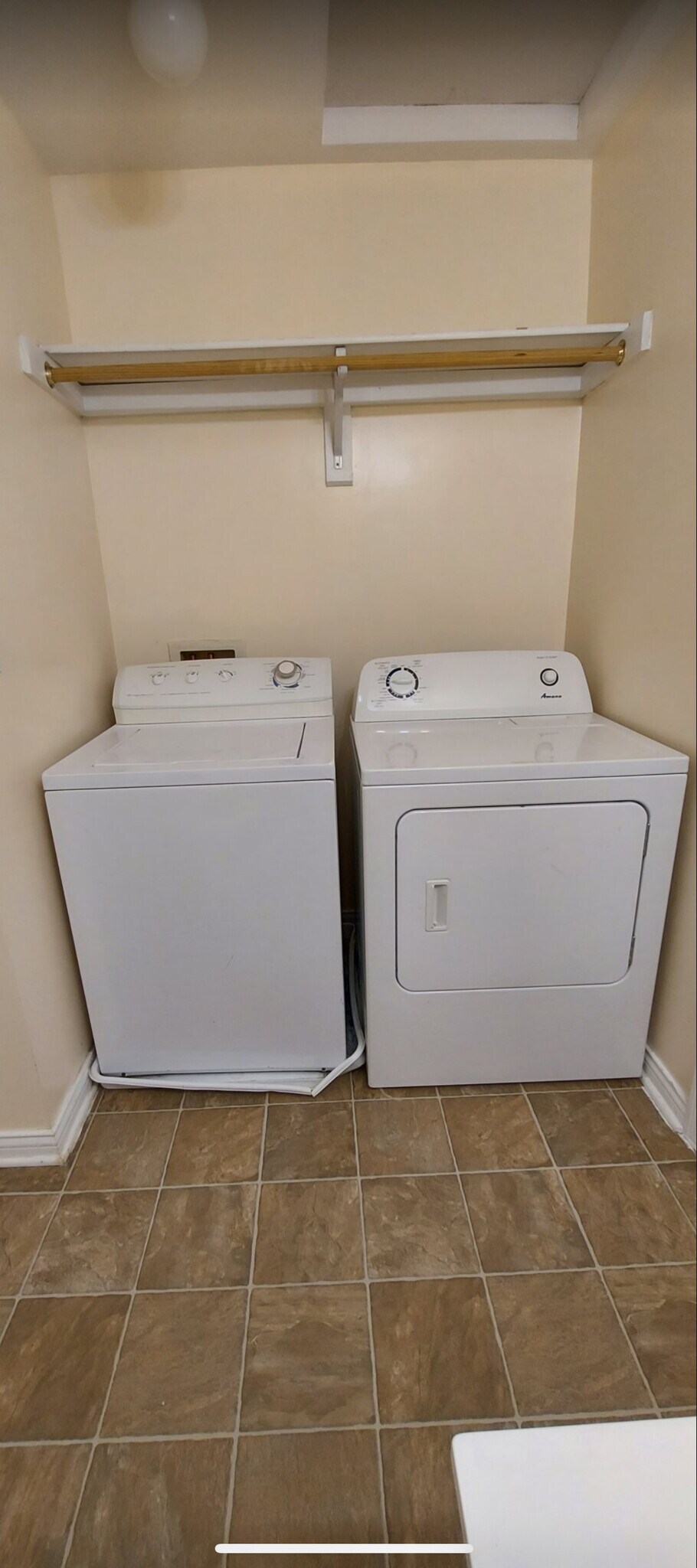laundry - 4282 Eclipse Way