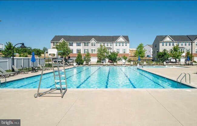 Building Photo - 309 Landing Dr