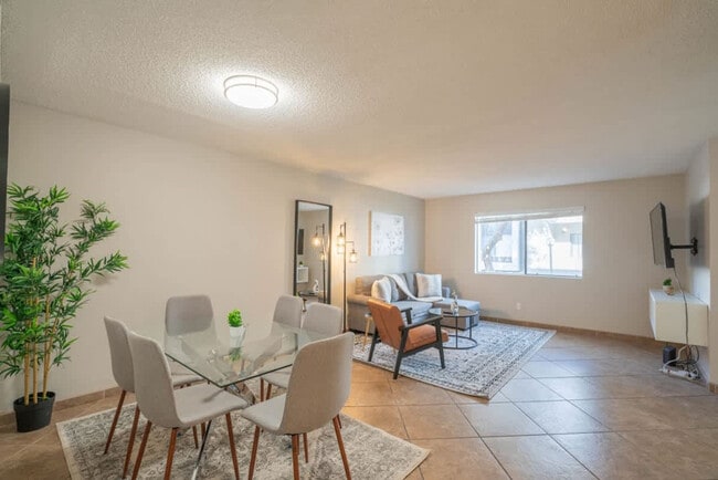 Building Photo - 8570 E McDowell Rd