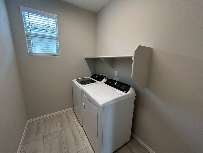 Building Photo - 17615 W San Juan Ave