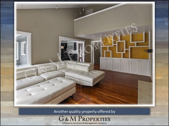 Building Photo - Rarely Available 4-Bedroom House - in Pitt...