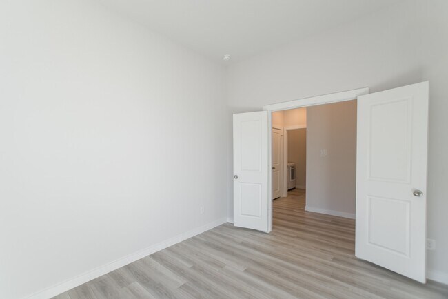 Building Photo - 17138 Crimson Crest Dr