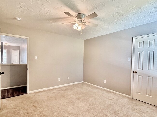 Building Photo - 6622 Grant Dr