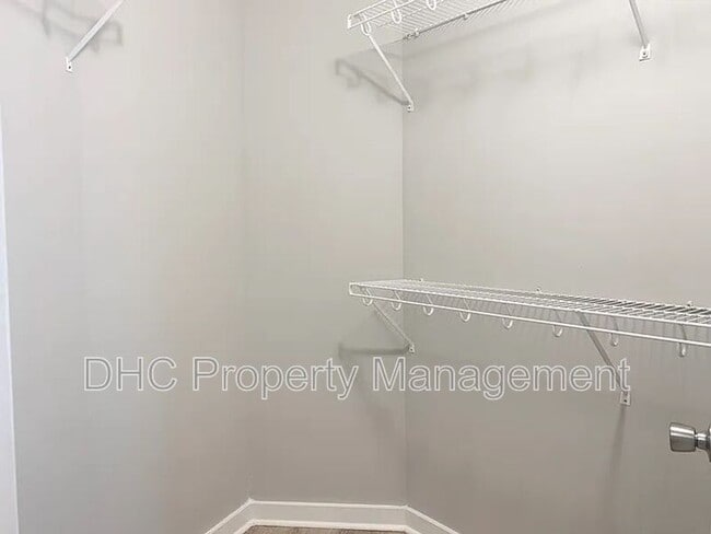 Building Photo - 1484 Norman Berry Dr