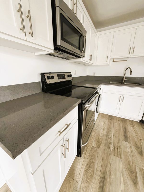 Building Photo - 315 Junipero Ave