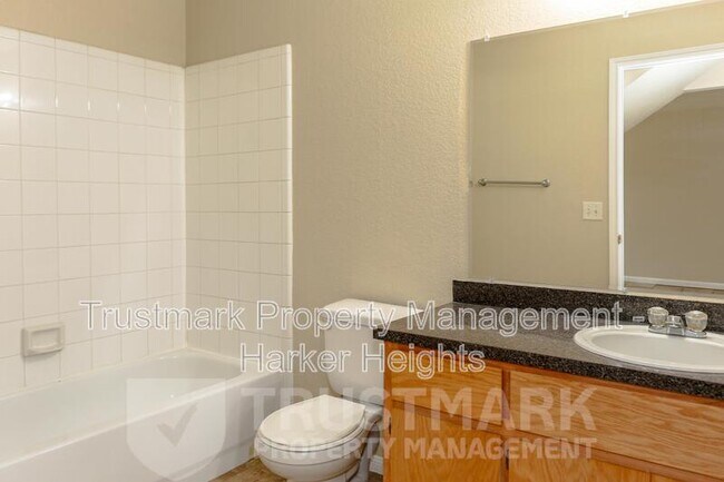 Building Photo - 3805 Wind Ct