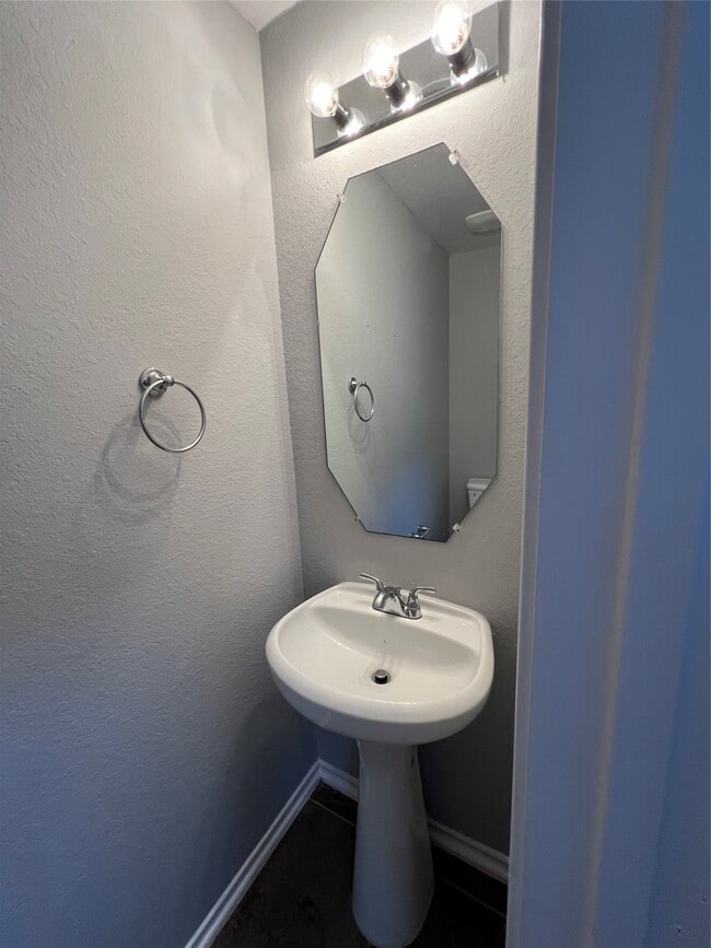 Building Photo - 6419 Densberry Ln