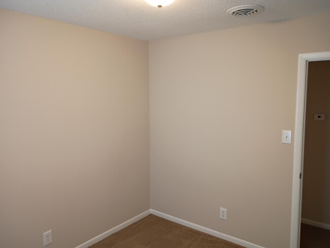 Building Photo - 3410 Arden Ct