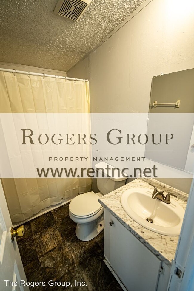 Building Photo - 3 br, 2 bath House - 689 Blue Wing Rd