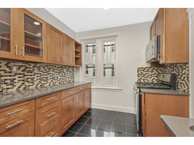 Building Photo - 339 S Huntington Ave