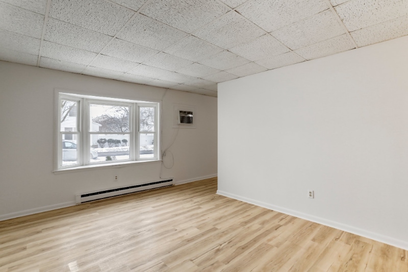 Building Photo - 141 W High St