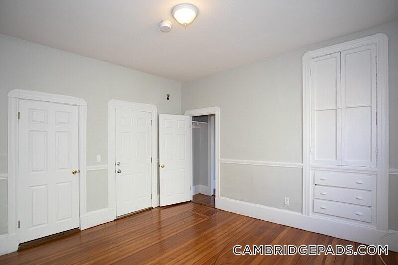 Building Photo - 222 Prospect St