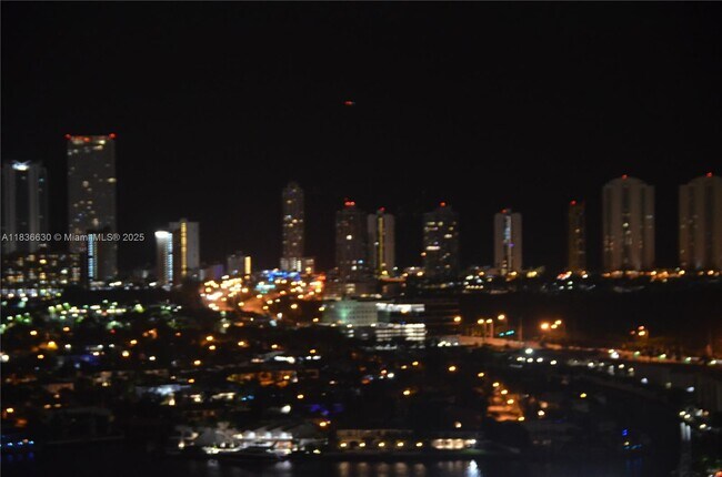 Building Photo - 16385 Biscayne Blvd