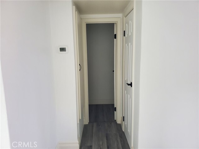 Building Photo - 10654 White Oak Dr