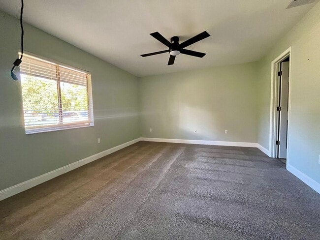 Building Photo - Beautiful 3/2 home in Mulberry!!