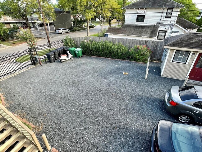 Building Photo - 4630 Clay St