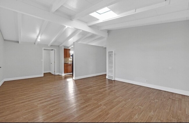 Building Photo - 3BD/2BA Single-Family Hayward Home for Rent 2 min From Ruus Elementary!