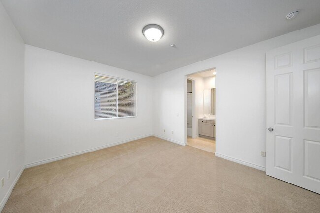 Building Photo - Gorgeous Estate Home In Encinitas Ranch