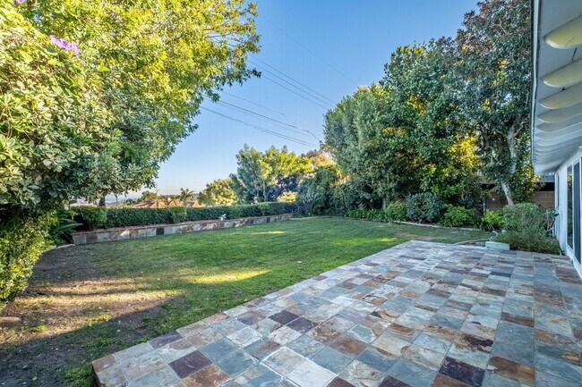 Building Photo - 26700 Indian Peak Rd