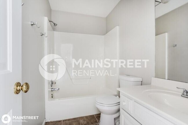 Building Photo - 1405 NE Tawny Drive, LEE'S SUMMIT, MO 64086