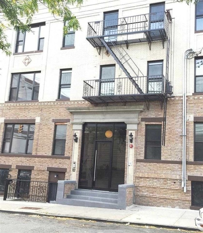 39 Newkirk St 39 Newkirk St Jersey City NJ 07306 Apartment Finder