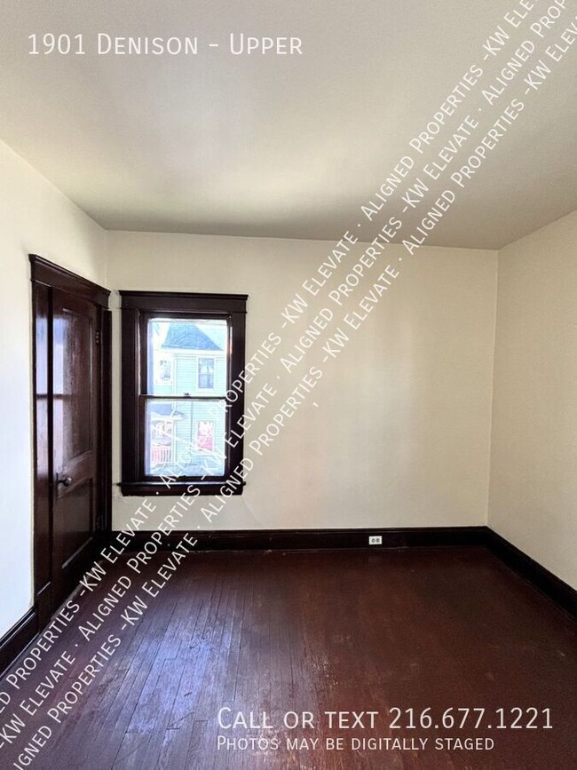 Building Photo - 1901 Denison-Upper