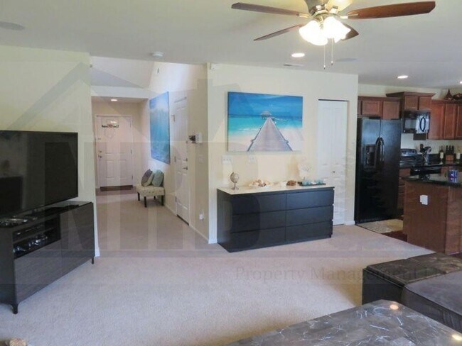 Building Photo - Beautiful 4 Bedroom Home located in a Gate...