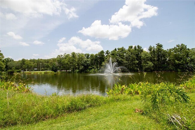 Building Photo - 14036 Fairway Island Dr