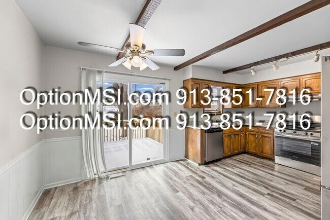 Building Photo - 1/2 month free if moved in by 2/28!! A great place to call home!!