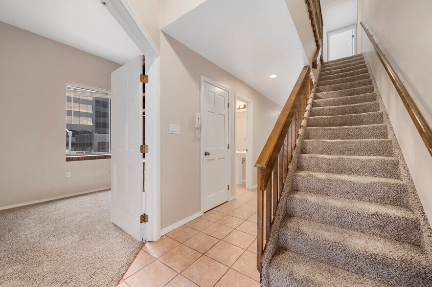 Building Photo - 1512 Larimer St