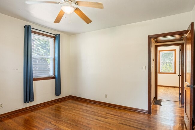 Building Photo - 1605 Akridge Dr