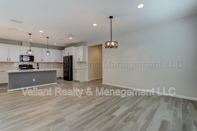 Building Photo - 262 Little Bear Run