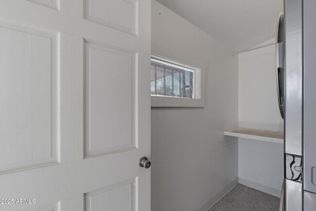 Building Photo - 3640 N 21st Ave