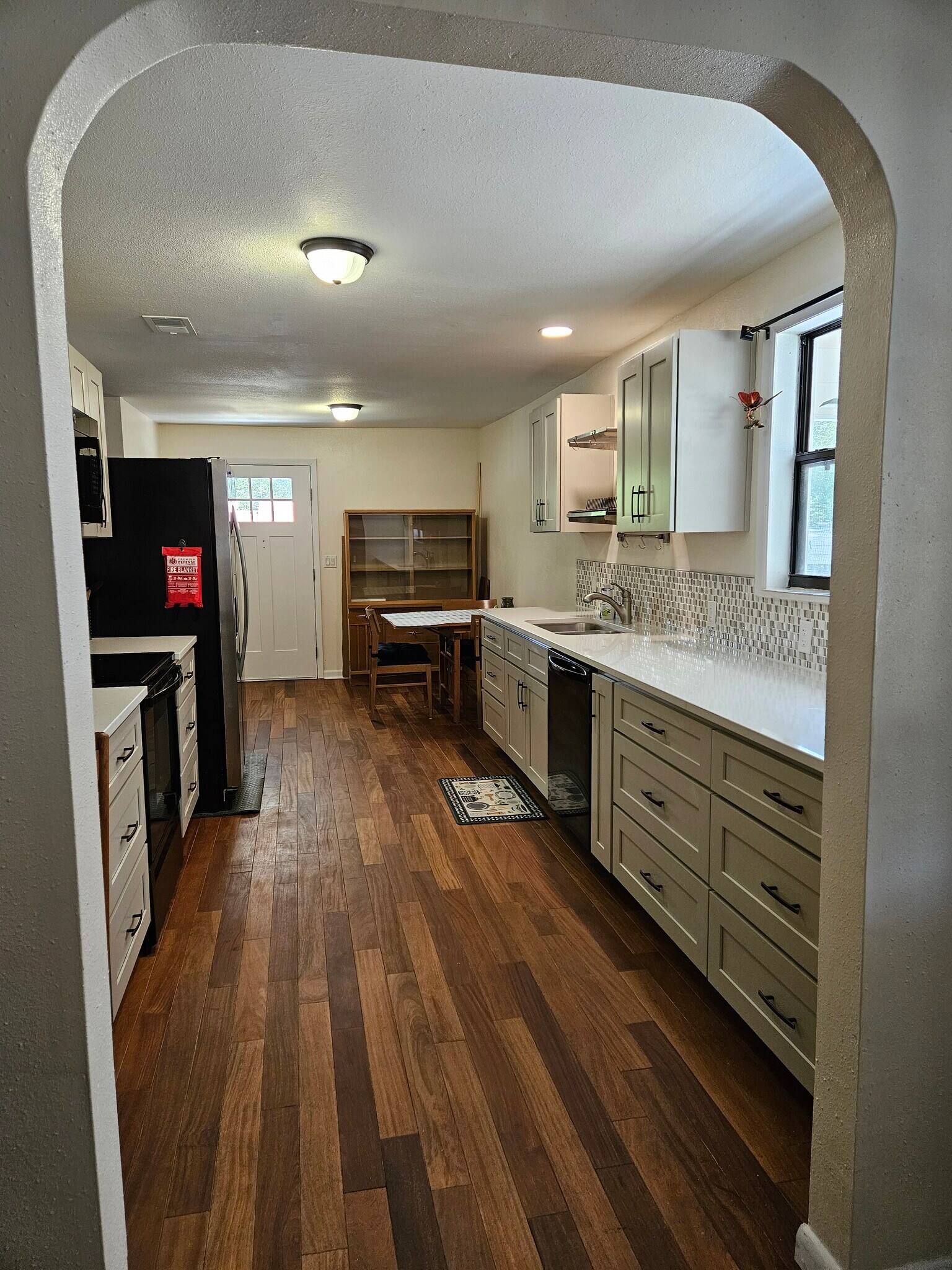 Building Photo - 120 Chesney Blvd