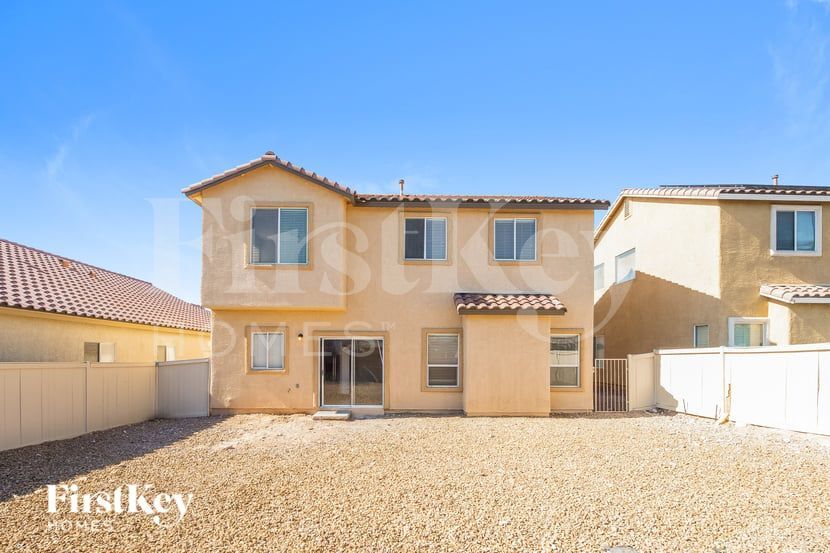 Building Photo - 1708 Mizzenmast Ave