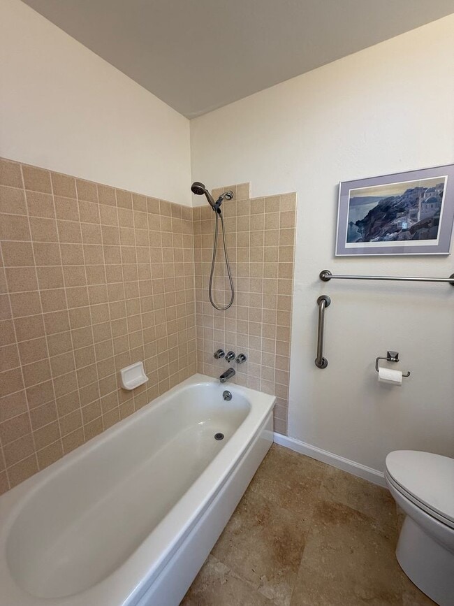 Building Photo - 55-57 Bayo Vista Way