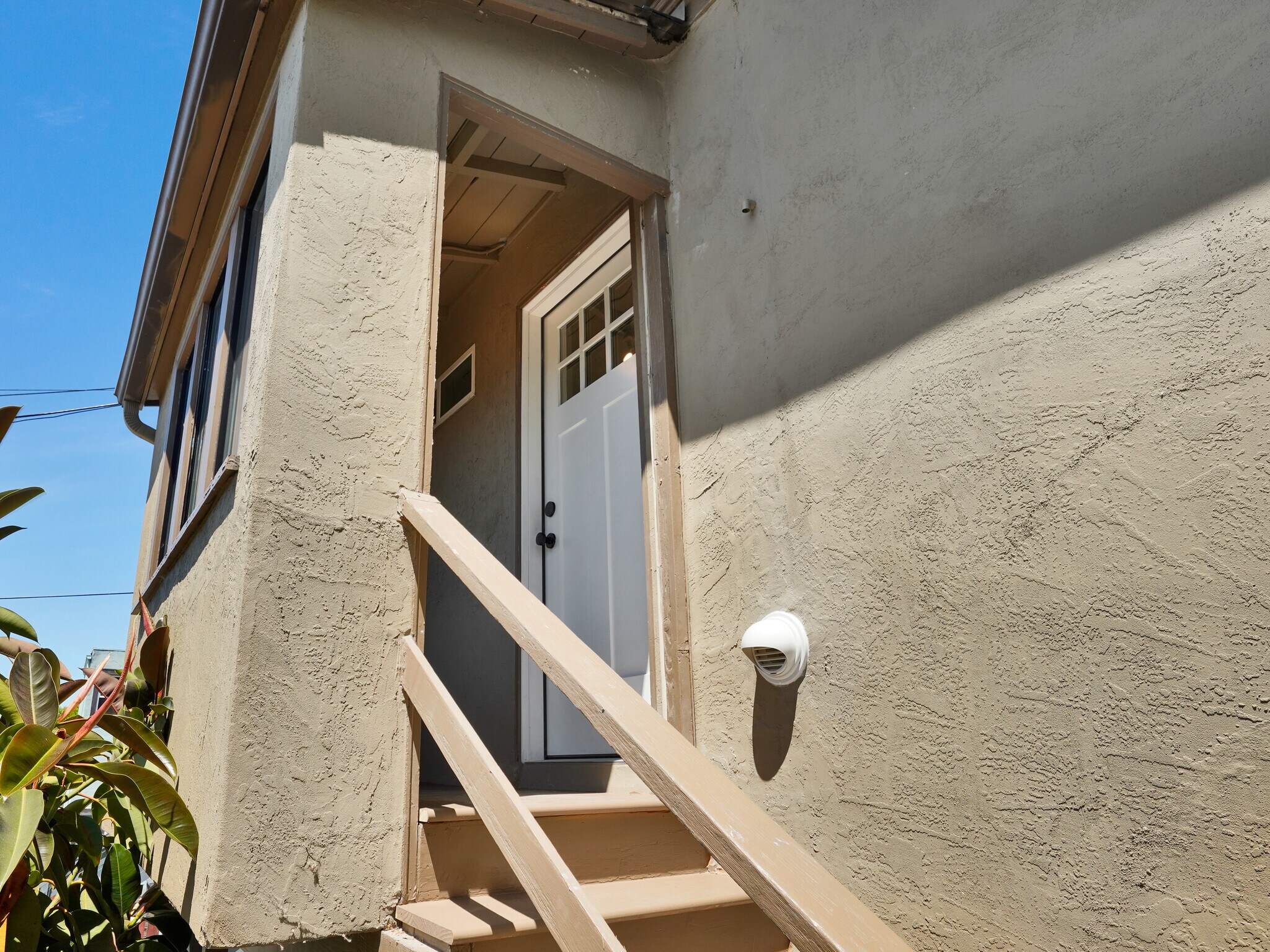 Building Photo - 1075 43rd St