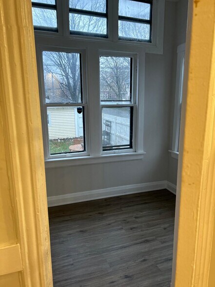 Building Photo - 601 Highland Ave