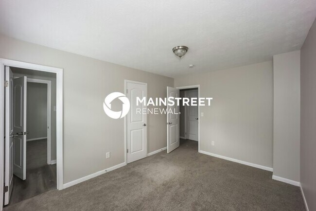Building Photo - 3 Bedroom Pet-Friendly Home in College Park, GA with Main Street Renewal