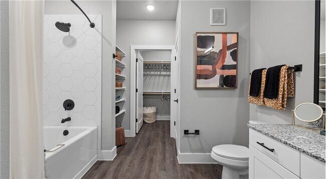 Building Photo - 12601 McCallen Pass