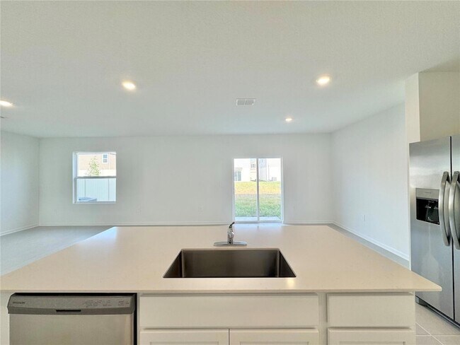 Building Photo - 3555 Kimbrough Dr