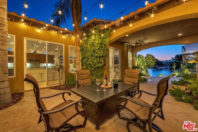 Building Photo - 14 Via Santa Velera