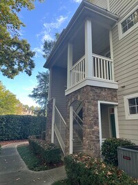 Building Photo - 232 Edinburgh Ct