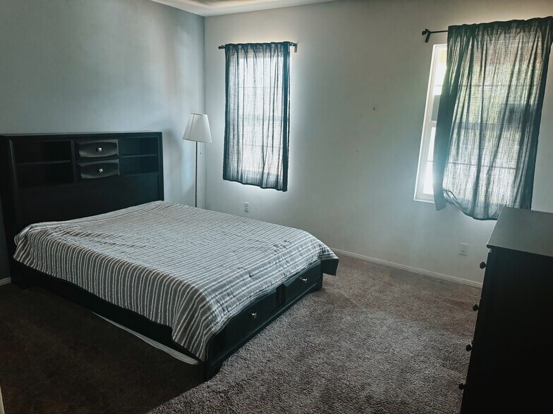 Building Photo - 44127 Chaparral Dr