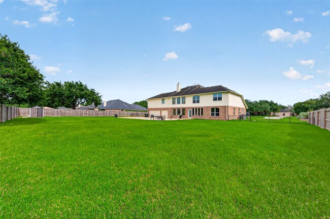 Building Photo - 26210 Cloverland Park Ln