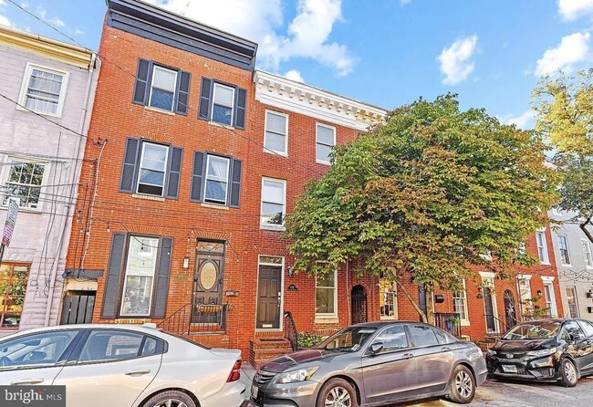 Building Photo - 1026 Riverside Ave