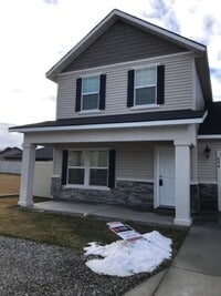 Building Photo - 654 Heidi Ave